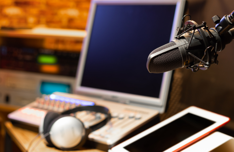 Microfone de podcast